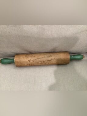 Antique Munising Wooden rolling pin with distinct green handles